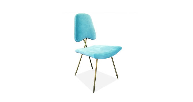 Blue dining room chairs for a stylish home décor