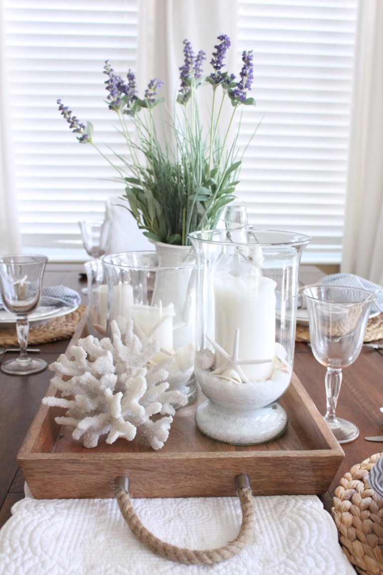 5 Chic Ways to Decorate Your Dining Room Table 3