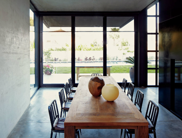 How To Create A Minimalist Dining Room Design