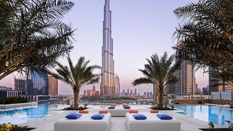 Luxury Design Bars in Dubai to Inspire Your Home Bar